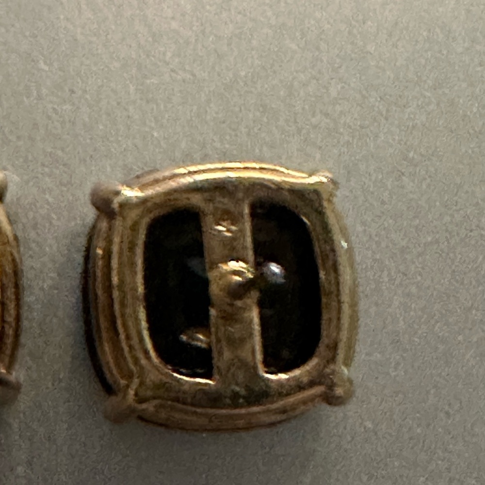 Kate Spade Classic Square Studs Earrings Signed Jet Gold Tone Jet Handcrafted - Picture 3 of 4